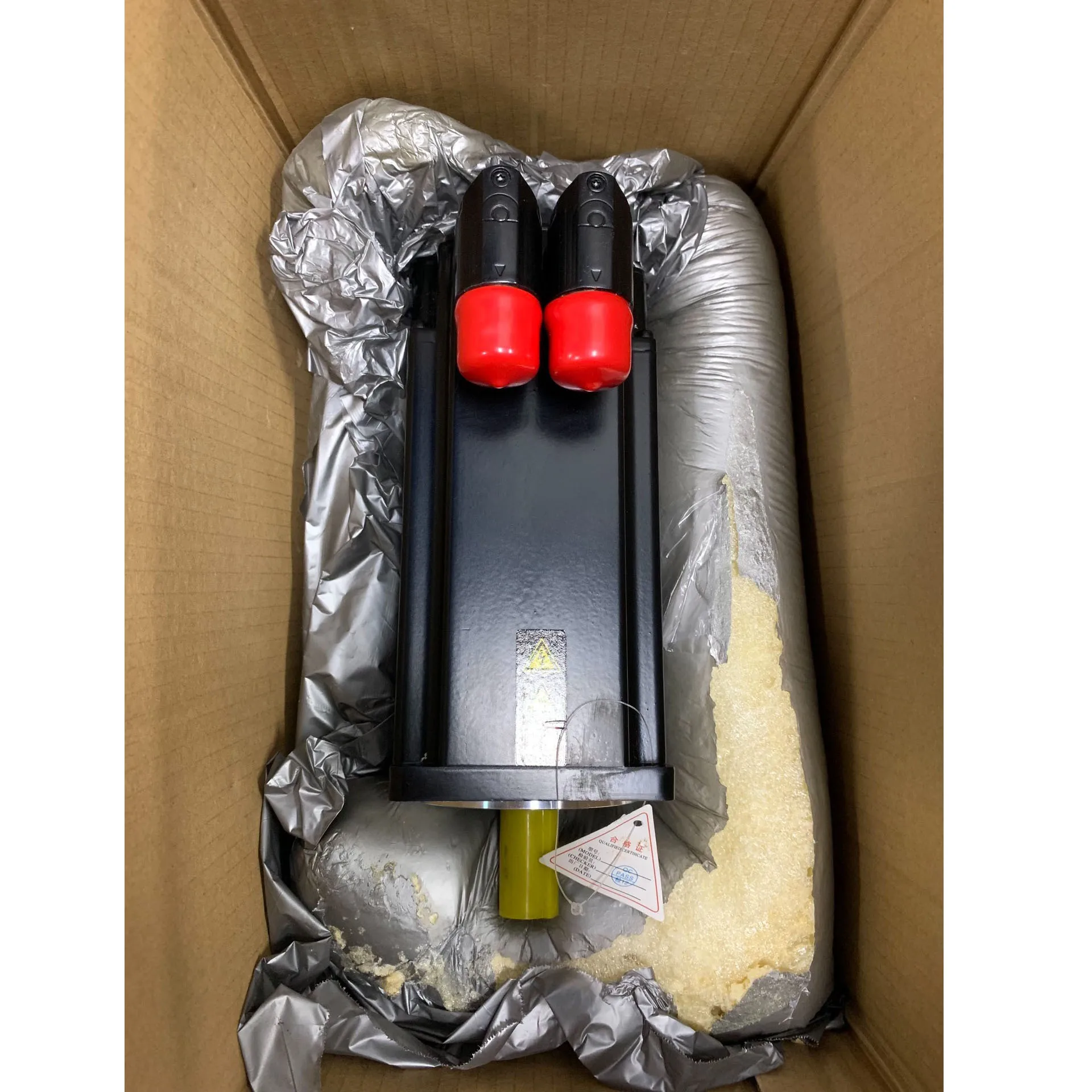 

LSC-096-3-40-560-P5B0R1PM0M Servo Motor With warranty