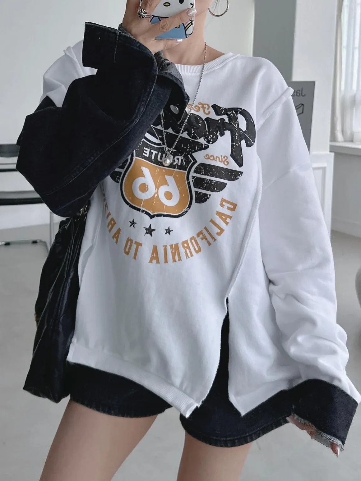 

Цветная джинсовая толстовка с капюшоном в стиле пэчворк, женская свободная толстовка с буквенным принтом, винтажная куртка с капюшоном, модная весна-осень W...