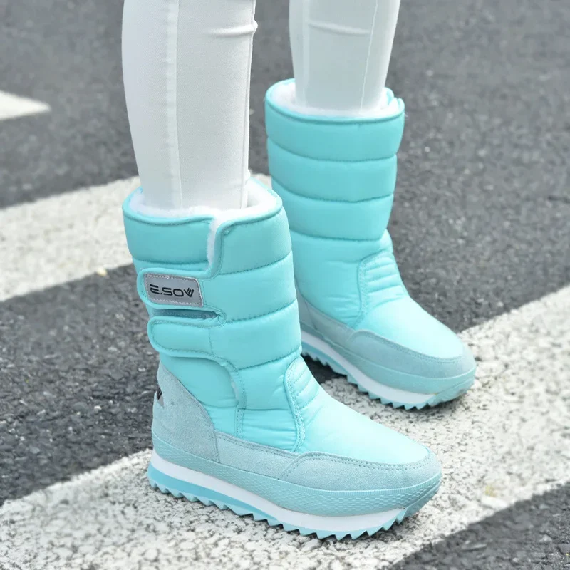 Snow Boots 2023 Brand Women Winter Boots Mother Shoes Antiskid Waterproof Flexible Women Fashion Casual Boots Plus Size