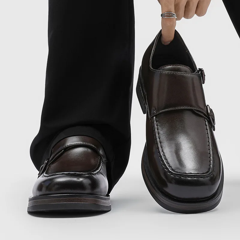 

New autumn British round head buckle dress leather shoes heightening business comfortable leather shoes