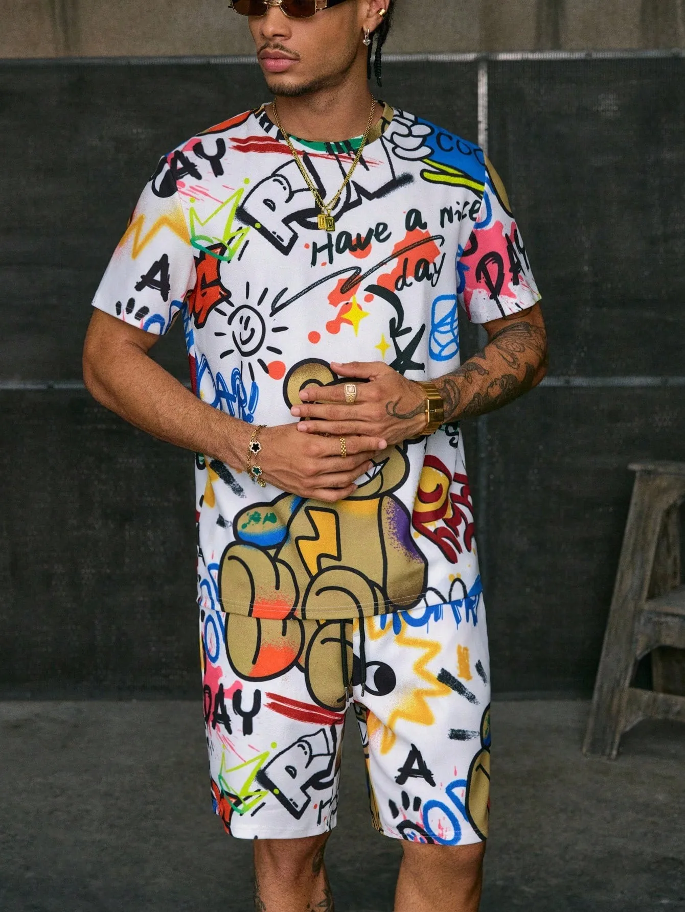 

2026 Summer Men's Suit with Bear Print Breathable Lightweight Casual and Fashionable Outdoor Men's Clothing