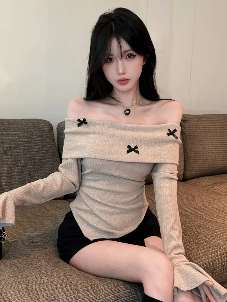 

Sexy Long Sleeve T-Shirt Women Spring Autumn Knot One Shoulder Flared Sleeve Top Pure Desire Spicy Girl Design Sense