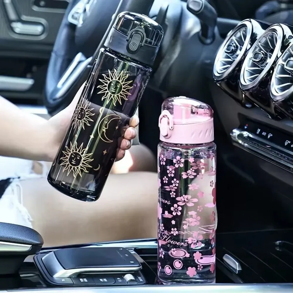 

600ml Water Bottles Daisy Flower Large Capacity Travel Kettle Lightweight Plastic Gym Fitness Drinking Bottle Climbing Hiking