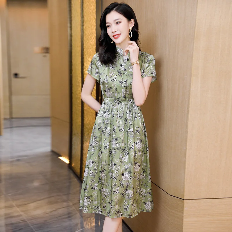 여성 패션 드레스 기품 있는 핏 92% 천연 뽕나무 실크 신축성 있는 새틴 우아한 스탠드업 칼라 반소매 드레스