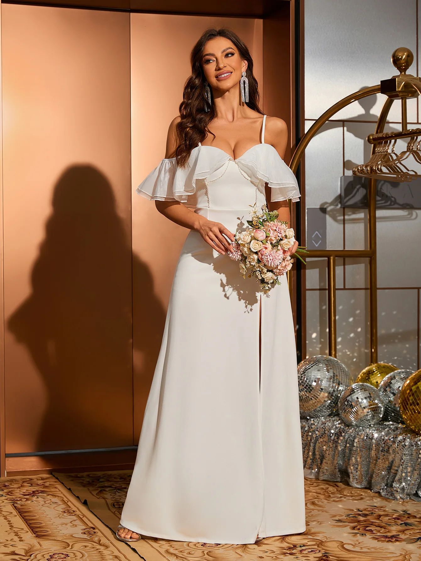 Nouveau blanc chérie côté fente Satin robes de mariée sans bretelles longue robe avec haut de gamme Banquet robe de soirée Satin robes de bal chaude