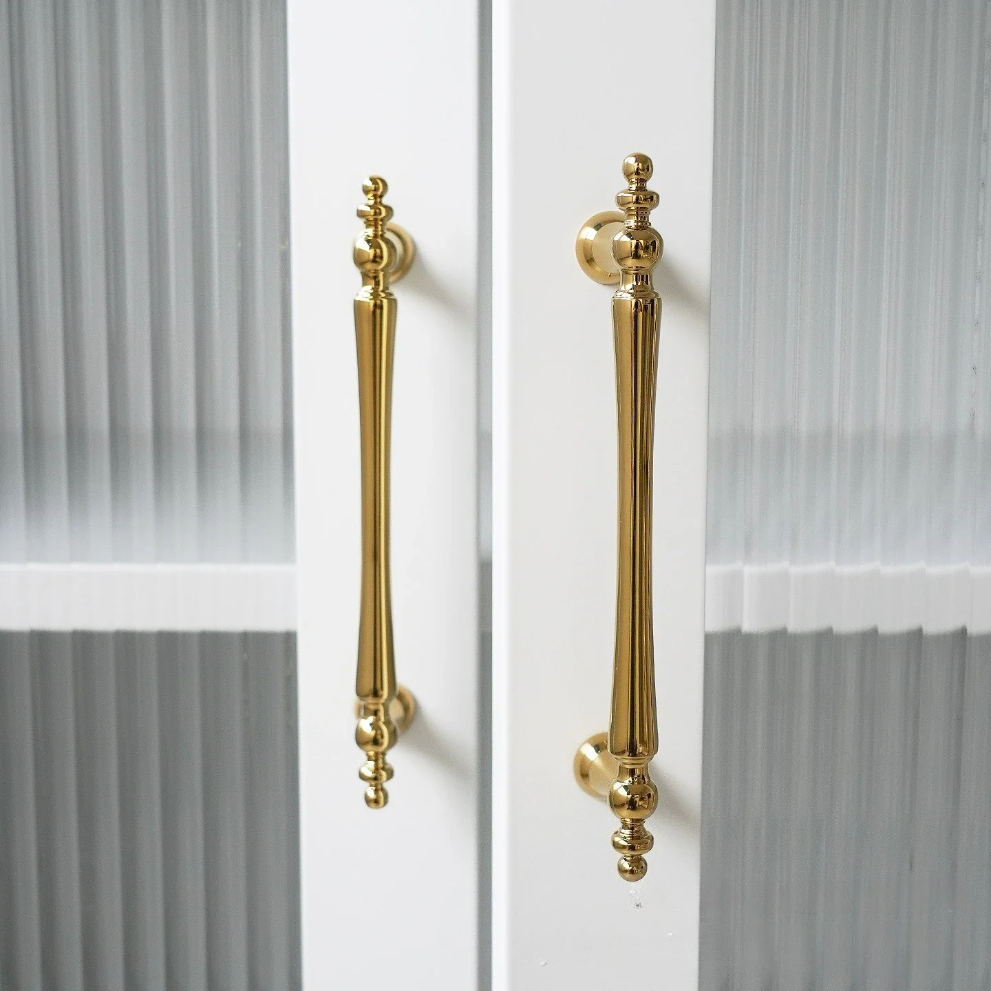 French Bright Gold Brass Cabinet Handle Creative Personalized Furniture Handle Drawer Knob American Light Luxury Cabinet Handle