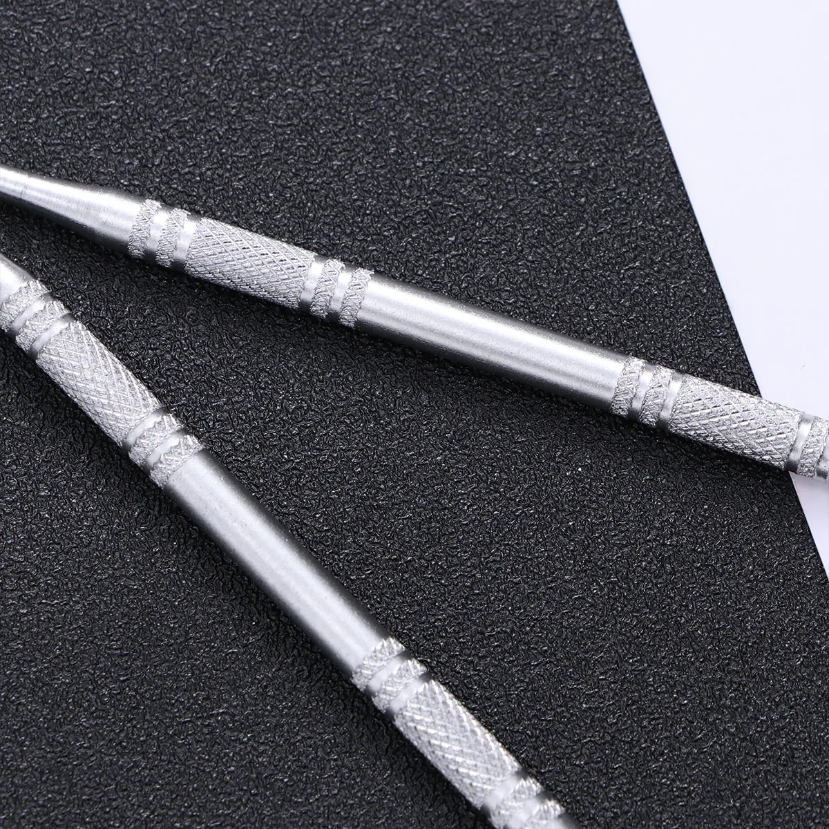 

2pcs Stainless Steel Nail Cleaner Cuticle Remover Spoon Deep Cleaning Portable Lightweight Skin Care Tool for Manicure Pedicure