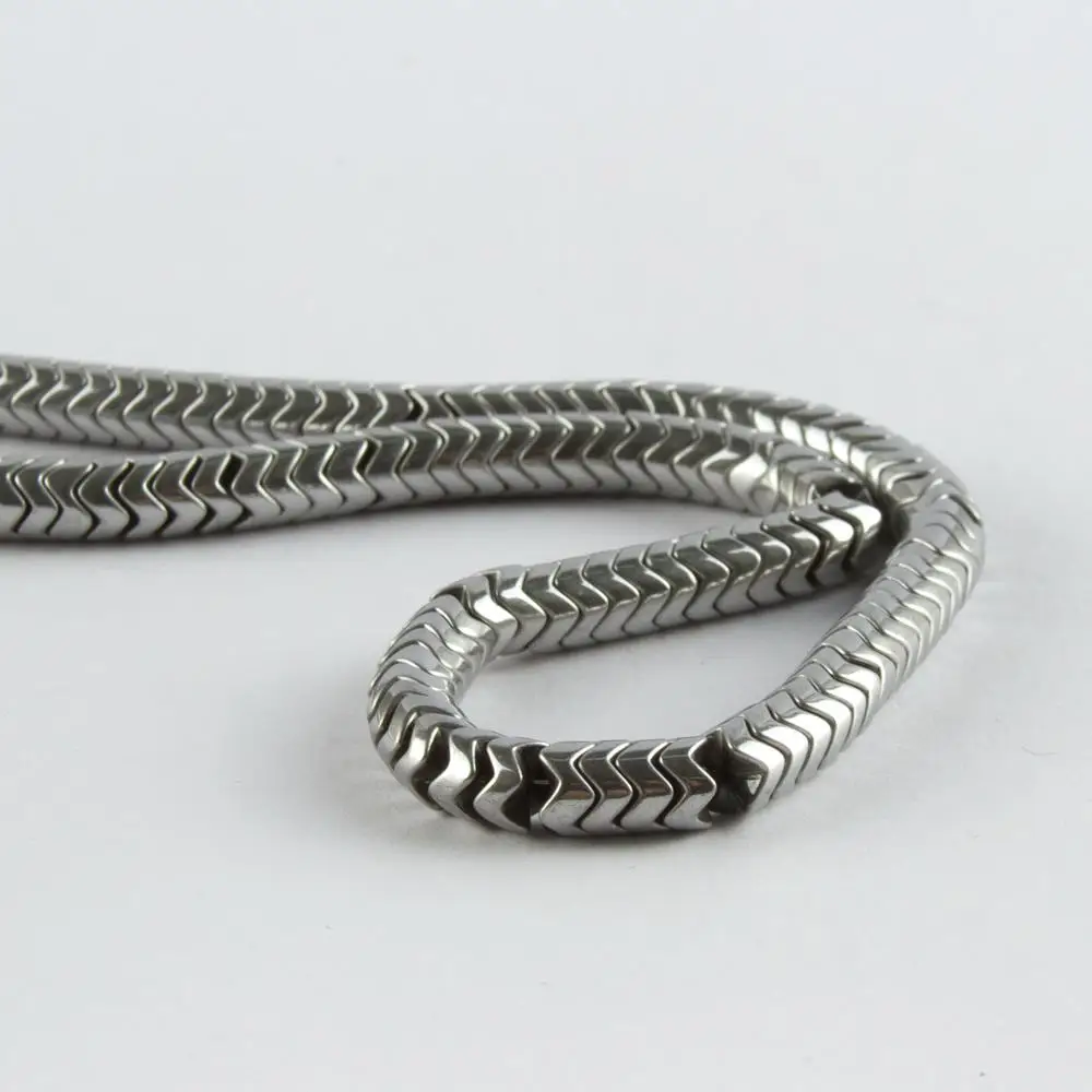 Twist knot Hematite Stone 6 mm