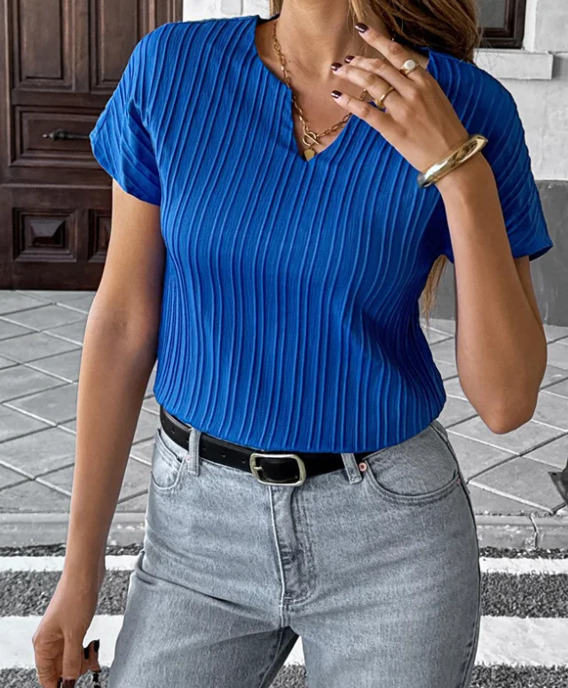 

Women's Fashion T-Shirt 2025 Summer Latest Hot Selling Style Leisure Vacation Style Solid Color Short Sleeved Women's T-Shirt