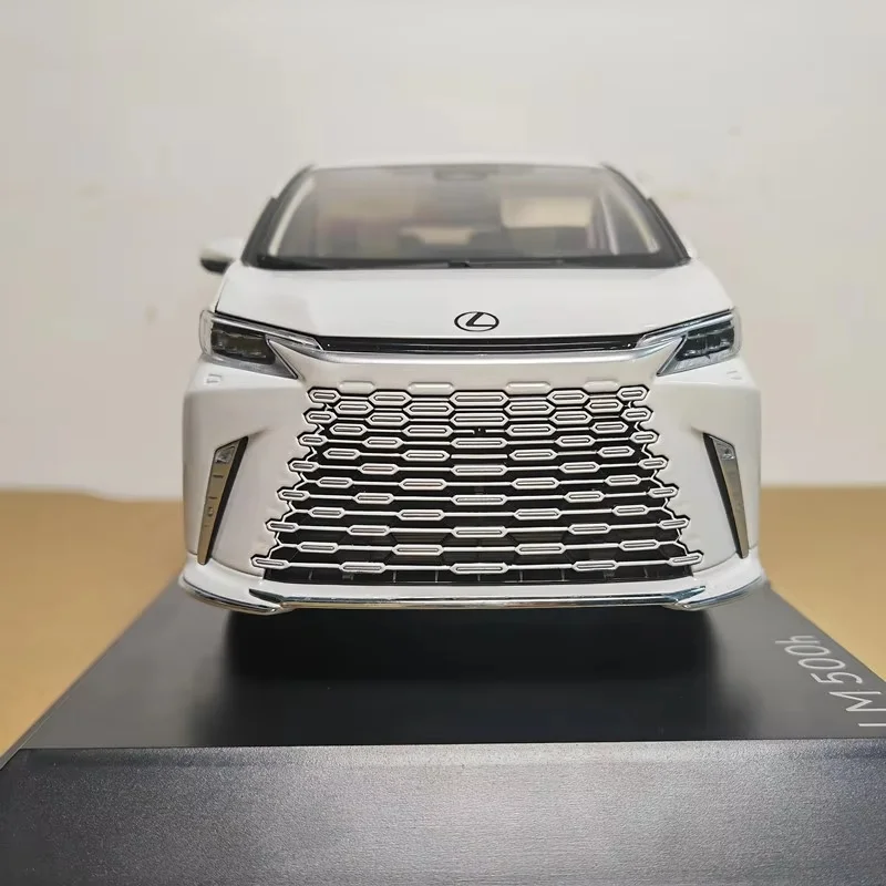 

Оригинальная литая под давлением модель Lexus LM500h 1:18, высокая имитация коммерческого автомобиля MVP, коллекционный декоративный орнамент, подарок