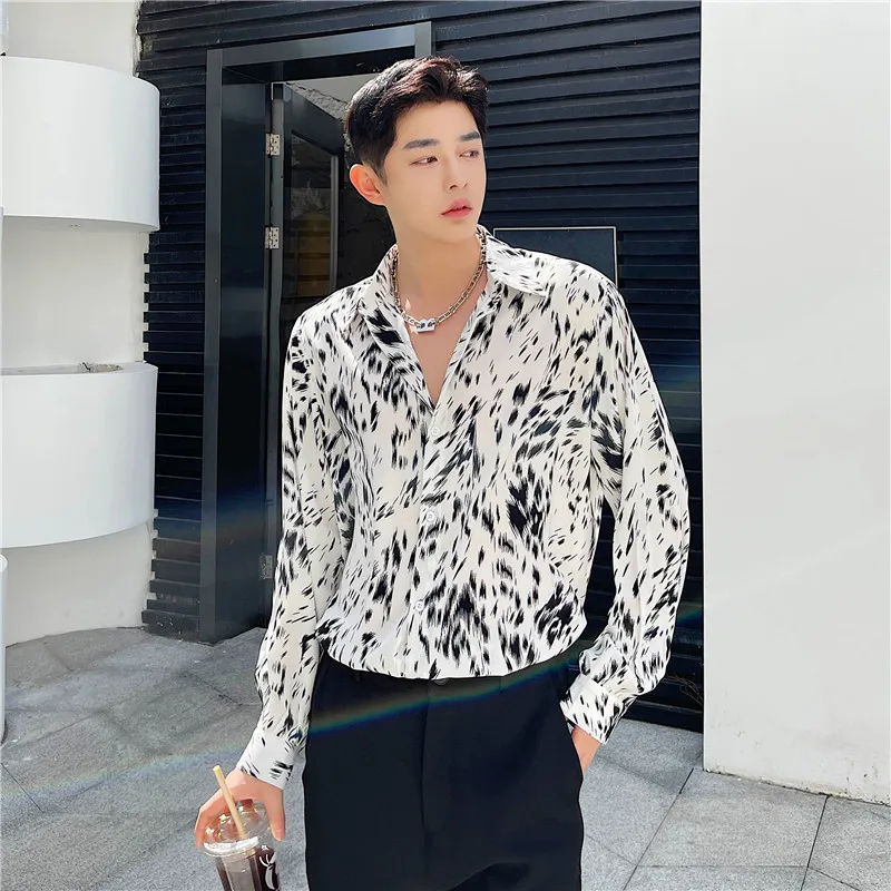 Mężczyźni Leopard Handsome Draped Shirt Long Sleeve Winter Oversize Party Club Blouses DJ Luxury Banquet Dinner Anti Wrinkle Cardigan