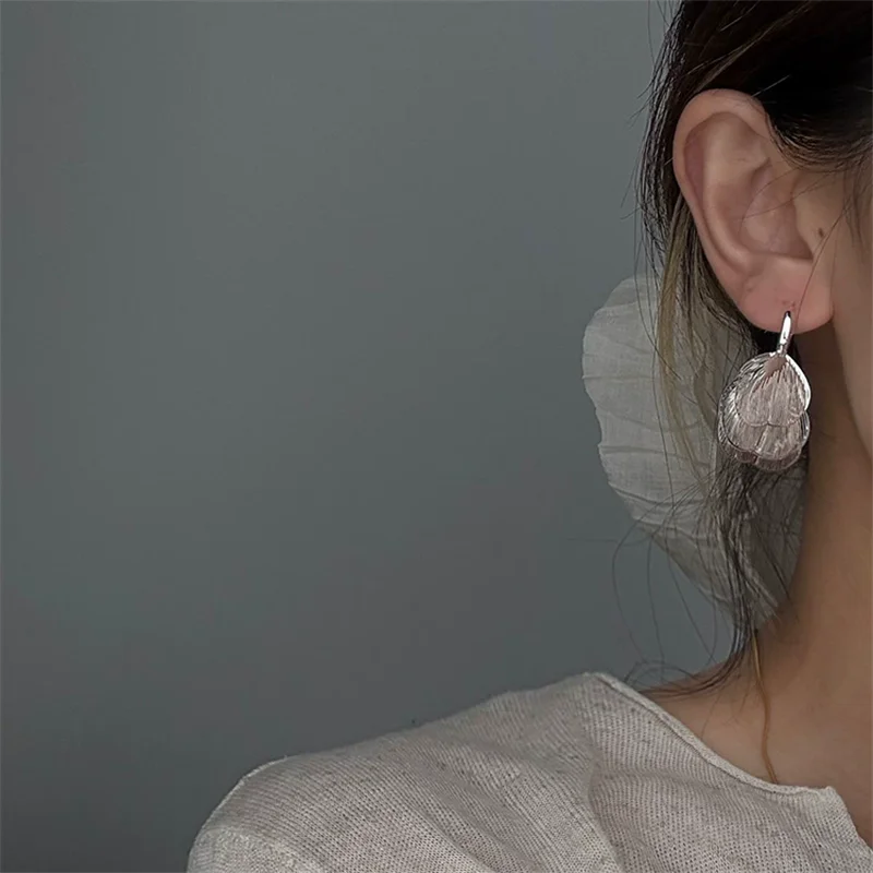 XIYANIKE rétro feuille de Ginkgo pétales boucles d'oreilles pour les femmes mode nouveaux bijoux cadeau fête vacances сubьги жletiе