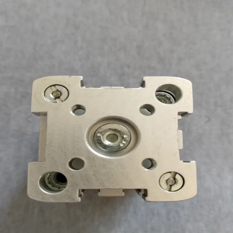 العلامة التجارية الجديدة الأصلي اسطوانة مدمجة ADNGF-12-5-P-A ADNGF-12-10-P-A ADNGF-12-25-P-A ADNGF-12-40-P-A ADNGF-12-80-P-A #1