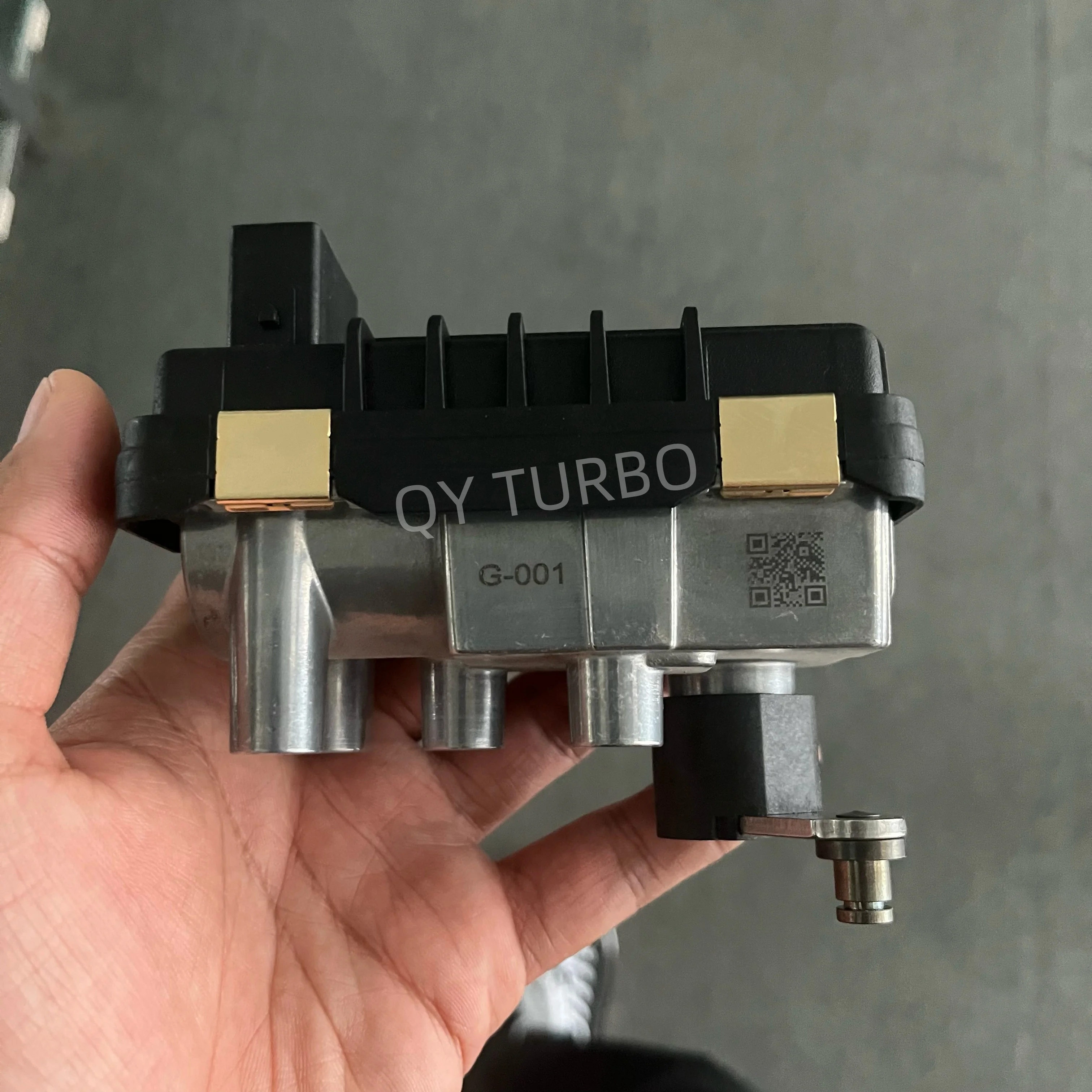 781745 Turbo Elektronik Aktüatör: Jeep ve Mercedes İçin Güçlü ve Hassas Performans
