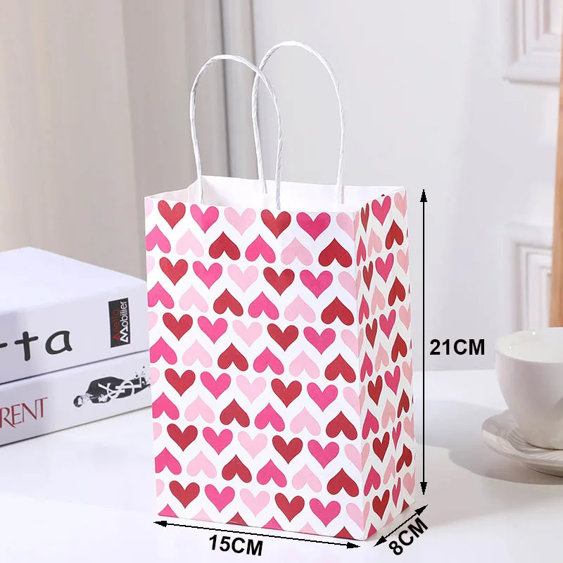 8/16/24/32/40pcs Paper Valentine's Day Gift Bags with Handles Heart Love Kraft Paper Bags Weddings Engagements Party Decorations