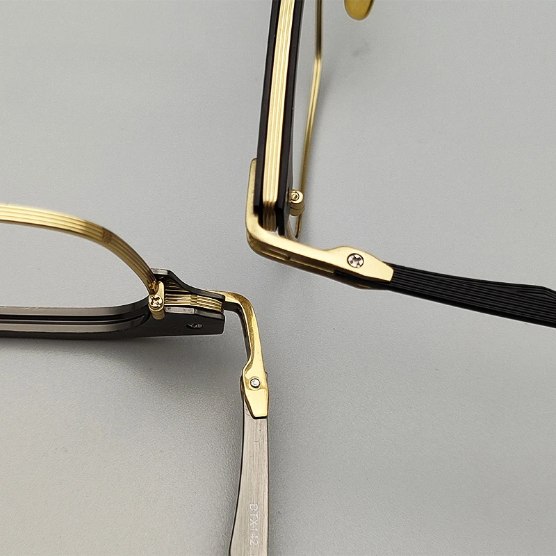 最高品質のデザイナー手作りアセテートチタンメガネフレーム男性女性大型ハーフ眼鏡フレーム高級スクエア眼鏡