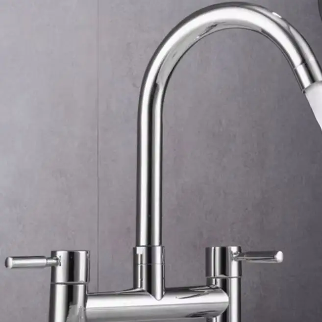 torneira-de-cozinha-com-dois-orificios-e-2-alavancas-para-agua-quente-e-fria-torneira-misturadora-giratoria-360°-em-liga-de-zinco-com-acabamento-cromado