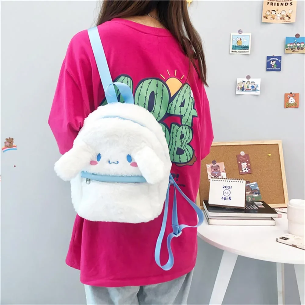 Sanrio Cinnamoroll zaino in peluche simpatico cartone animato cane bianco borse a tracolla in peluche borsa da scuola imbottita morbida regali di compleanno per bambina