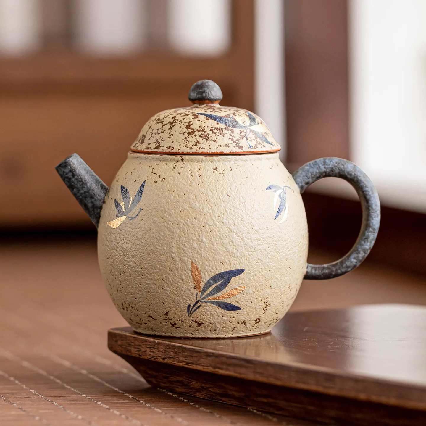 YFY blue and white flint red teapot ceramic gold-painted hand-painted orchid single pot kung fu  teapot small capacity sketch