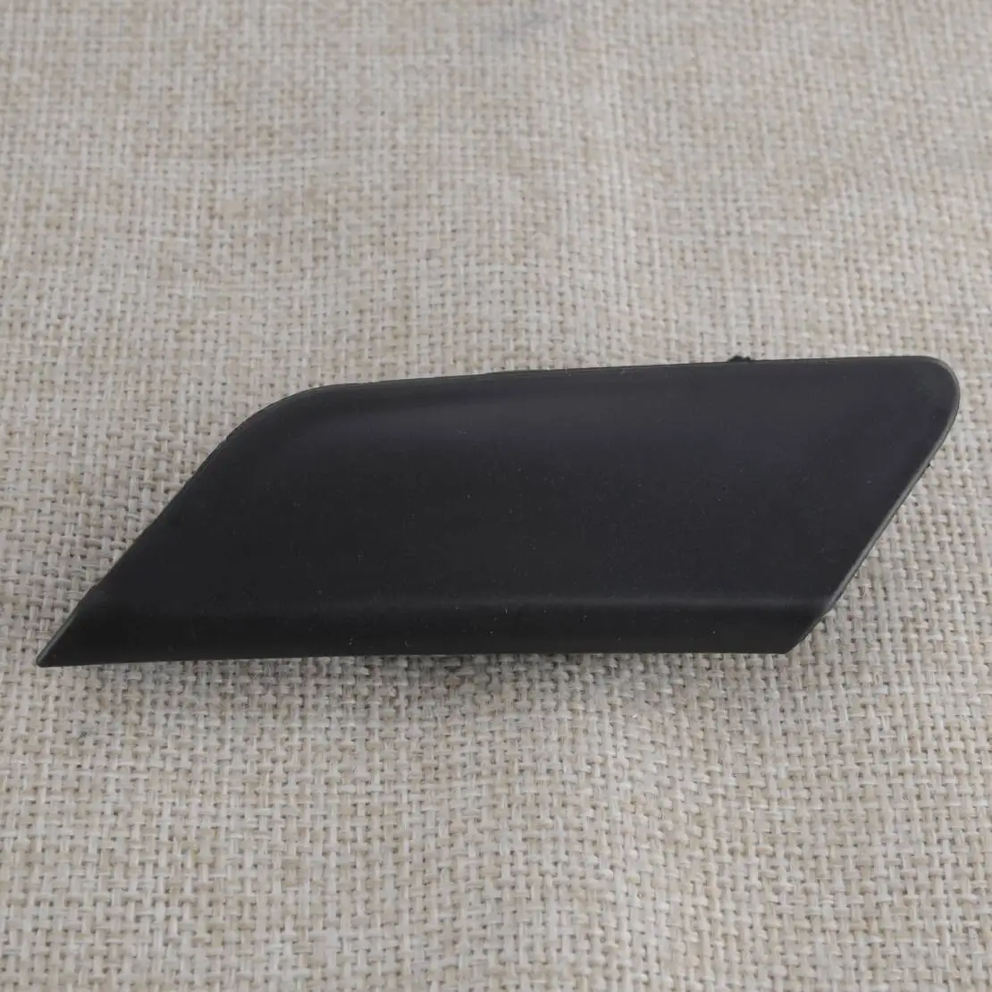 5312812050 Front Bumper Tow Hook Eye Cover Cap Black Plastic Fit For Toyota Corolla Hybrid L LE XLE 2020 2021 2022