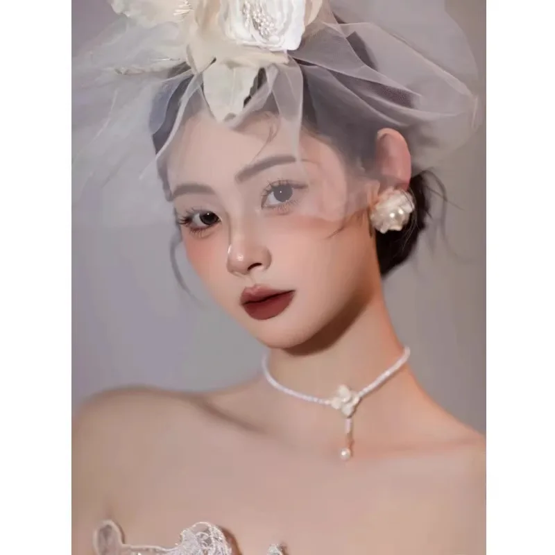 

Bride Silk Tulle Face Covering Flower Hair Accessories Simple Elegant French Retro High-end Wedding Hair Accessories