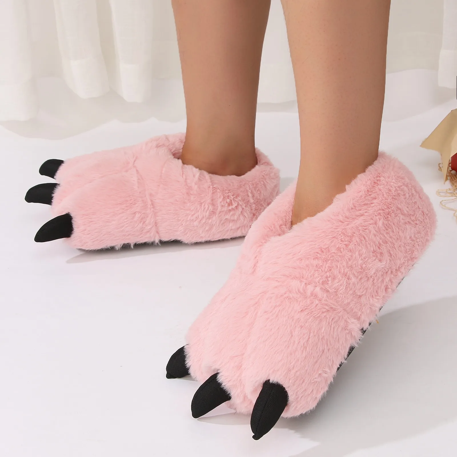 Women Cotton Boots Fur Slides Creative Cute Bear Claw Winter Slippers Boys Girls Home Slippers Furry Warm Couple Indoor Shoes