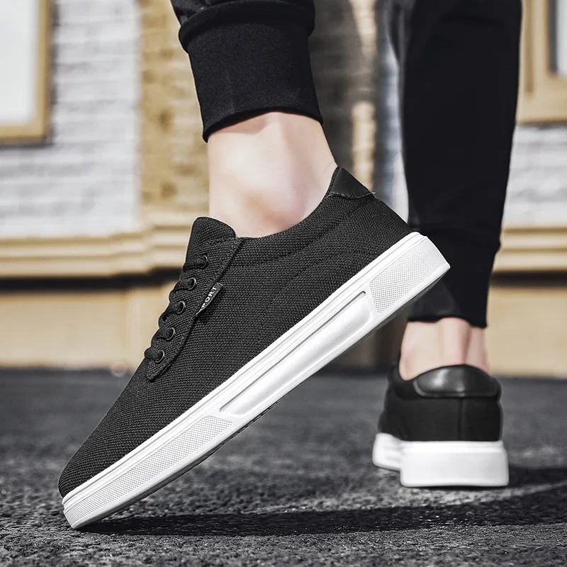 Big Size 46 Men Classic Lightweight Skate Shoes Canvas Shoes Non-slip Sweat-absorbent Men Sneakers Lace-up Business Travel Shoes