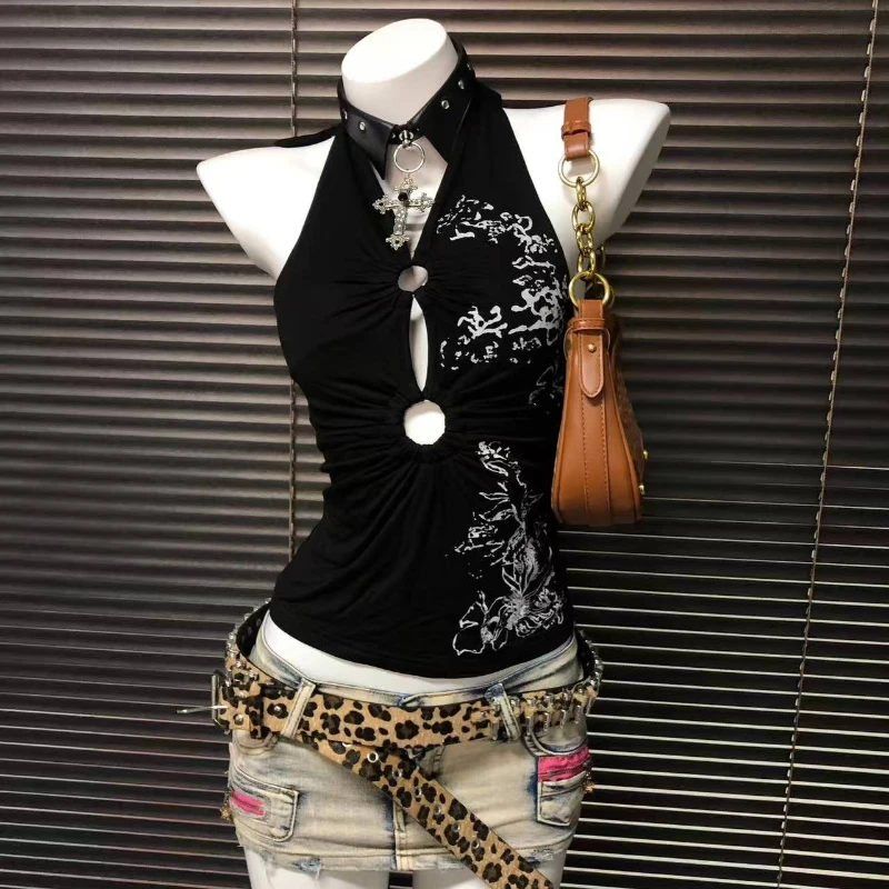 Halter Aesthetics Slim Y2k Tank Top Chic Goth Vintage Crop Top Punk Sleeveless 2000s Streetwear Grunge Emo Vest V-Neck Harajuku