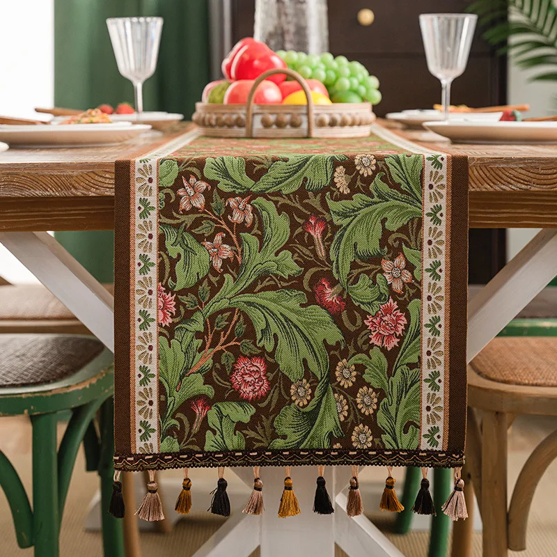 European Retro Table Flag Floral Print Light Luxury and High-end Feel Long bed Runner Decorative Fabric Coffee Table Cover Cloth