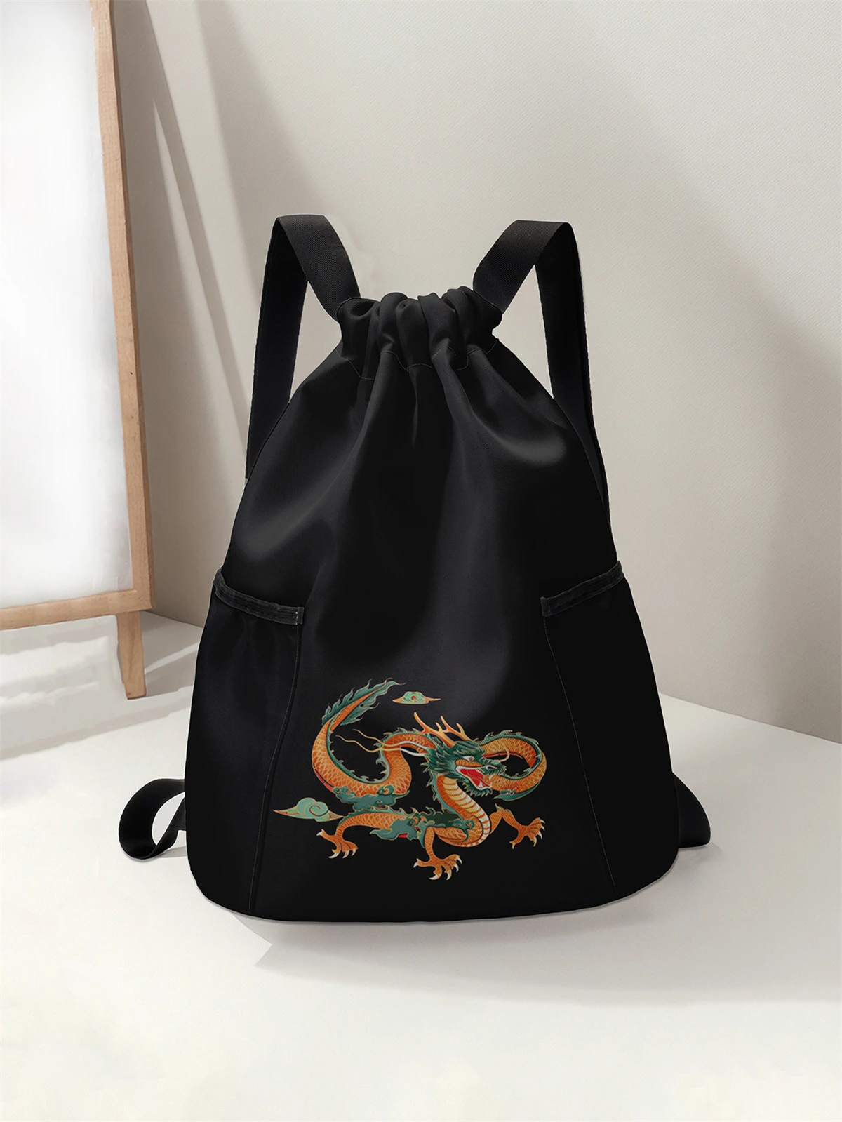 

Dragon Pattern Pulling Rope Backpack - Large Capacity Durable Fitness Bag, Adjustable Shoulder Strap, Sports Beach Backpack