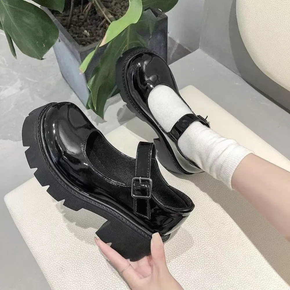 ماري جينس لوليتا JK أحذية من الجلد بولي Leather جلد الكاحل مشبك حذاء فردي غير رسمي لامع/ماتي منصة سوداء عالية الكعب أحذية سيدة