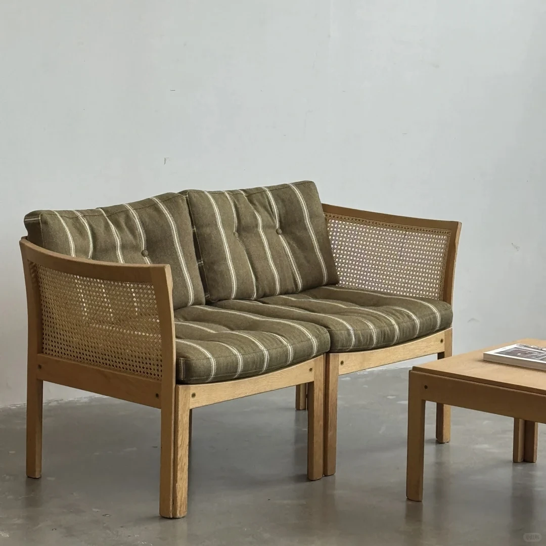 &c Designer Dänisches Antikes Sofa Hochbeiniger Retro-Freizeitstuhl Doppelsitzer Wohnzimmermöbel