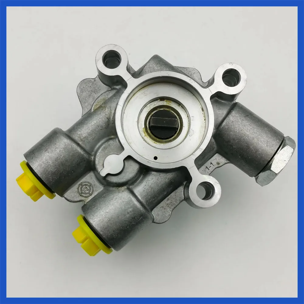 For DAF CF85/XF95/XF105 OE: 1695495 7018955150 1797650 3576671113 7018955161 KS00001392 701895510 Truck Gear Fuel Pump