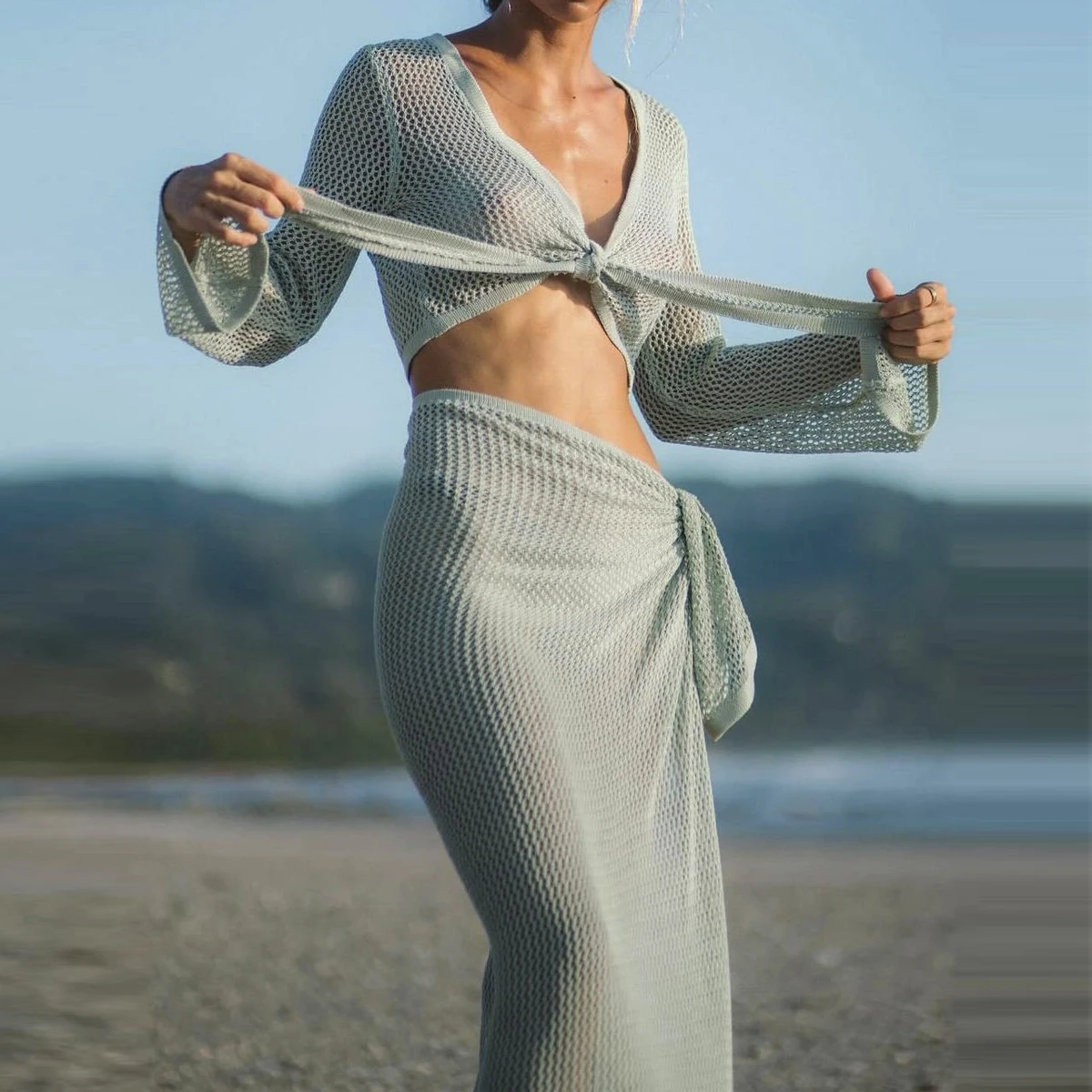 レディースカジュアルニット透かし編みカバーアップセット、長袖ショートトップ＆ワンピーススカート、オールシーズンフィットスタイル