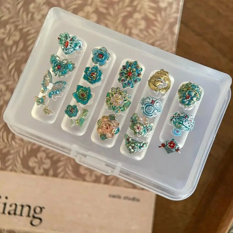 Moule à ongles 3D en Silicone, dessin animé, fleur de noël, papillon, modèles d'ongles, décoration Nail Art, modèle de manucure pour breloques d'ongles