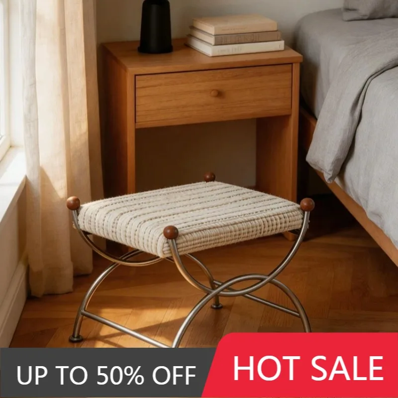 Modern Minimalist Stool Entrance Door Metal Luxury Shoe Changing Stool Bedroom Comfortable Pouffe Makeup Chair Interior Decor