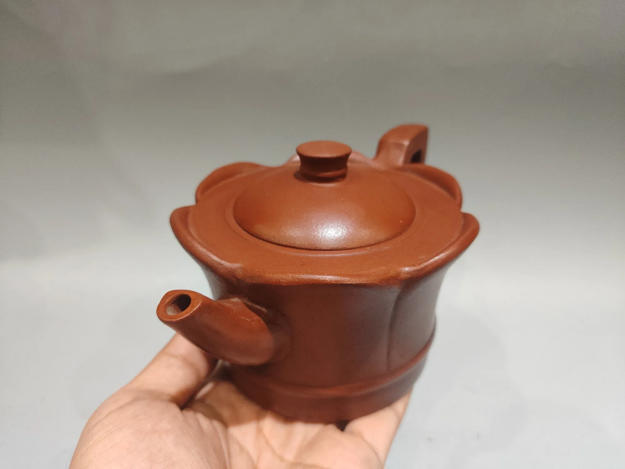 Purple Clay Pot Red mud Petal shaped pot Wine glass pot Teapot Kettle Tasting tea ceremony Ornaments