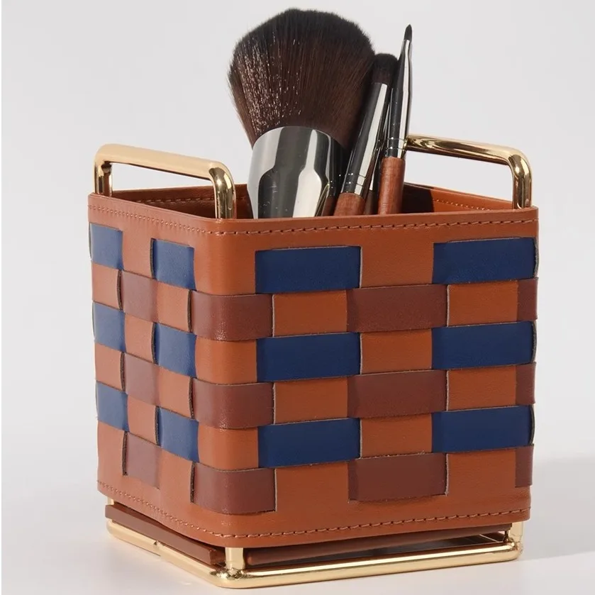 Checkered Leather Storage Box, Household Use, Desktop & Tea Table Organizer for Sundries, Luxurious Decor