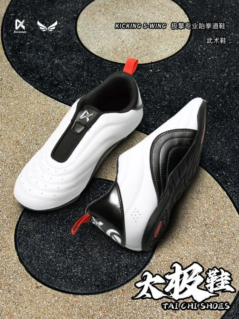 

2026 Professional Taekwondo Shoes Men Women Soft Bottom Gym Training Shoe Unisex Light Weight Tai Chi Shoes Couples