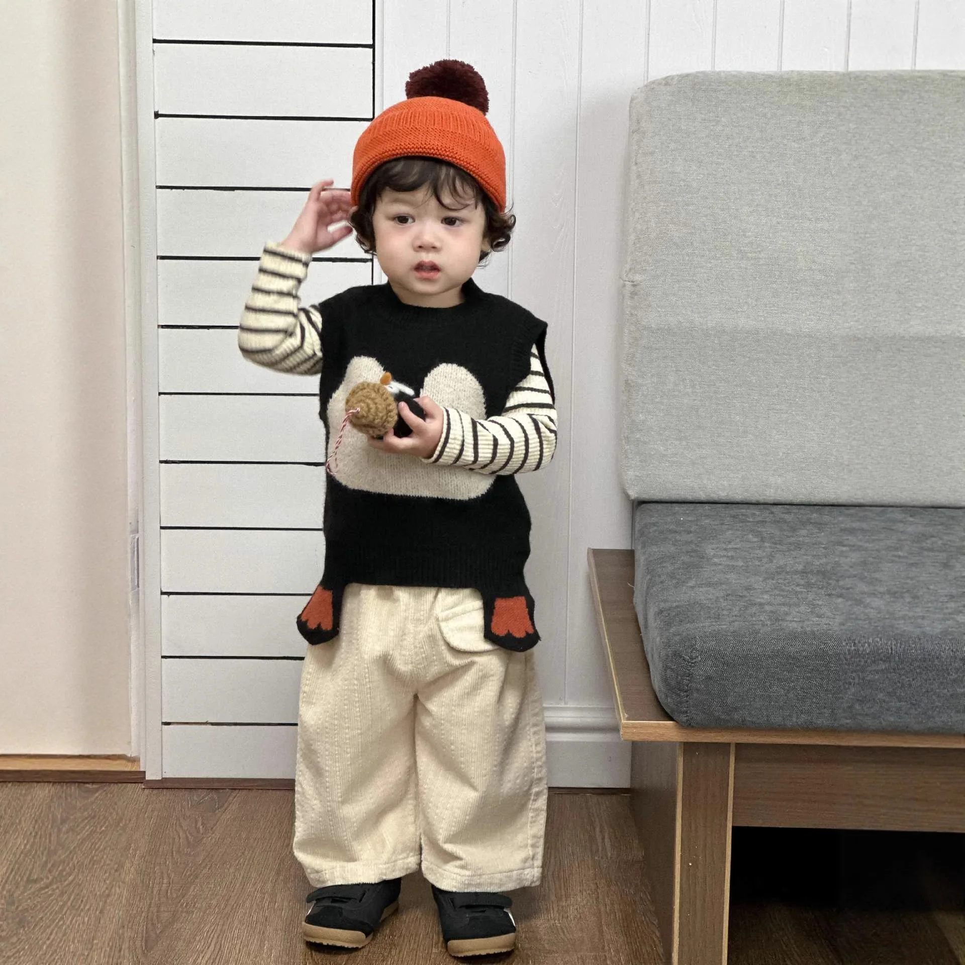 Baby Cute Penguin Knitted Vest Spring Autumn 2025 New Children Clothing Korean Children Versatile Top