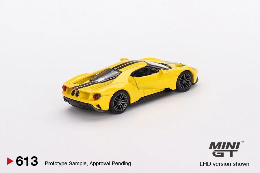 MINIGT 1/64 Ford GT potrójny żółty MGT00613-CH samochód zabawki ze stopu odlewany Metal Model prezent świąteczny dla dzieci zabawki dla chłopców