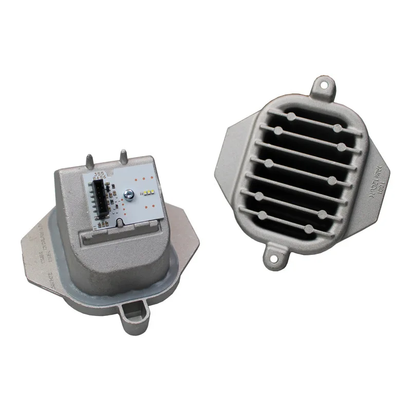 

Right LED Headlight Daytime Running Light LED Module Control Unit OE 8U0941475C for A-UDI Q3 2015-2018