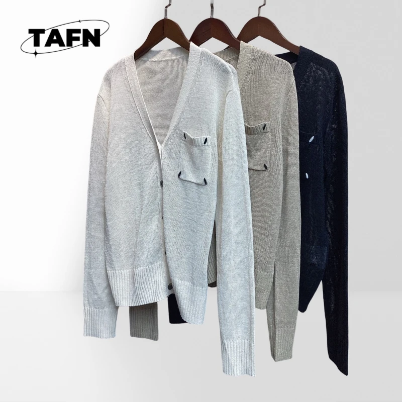 

Beautiful Single-Breasted Simple Women's Premium Vintage Cashmere Cardigan – Soft and Stylish for 25 AE919