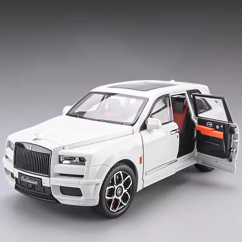 1:20 Rolls Royce Cullinan Роскошный внедорожник из сплава металла, литая под давлением модель автомобиля, звук и свет, классический коллекционный подарок на день рождения для мальчика