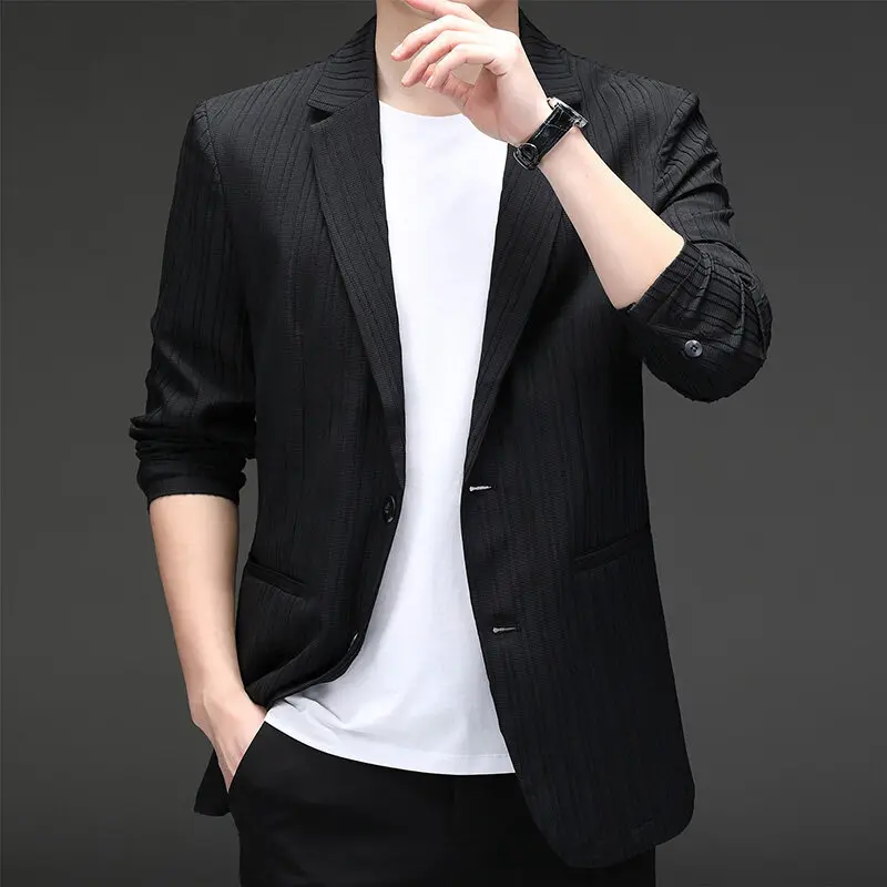 

The new spring and autumn business casual fashion versatile high-end light luxury no-iron thin suit for middle-aged men