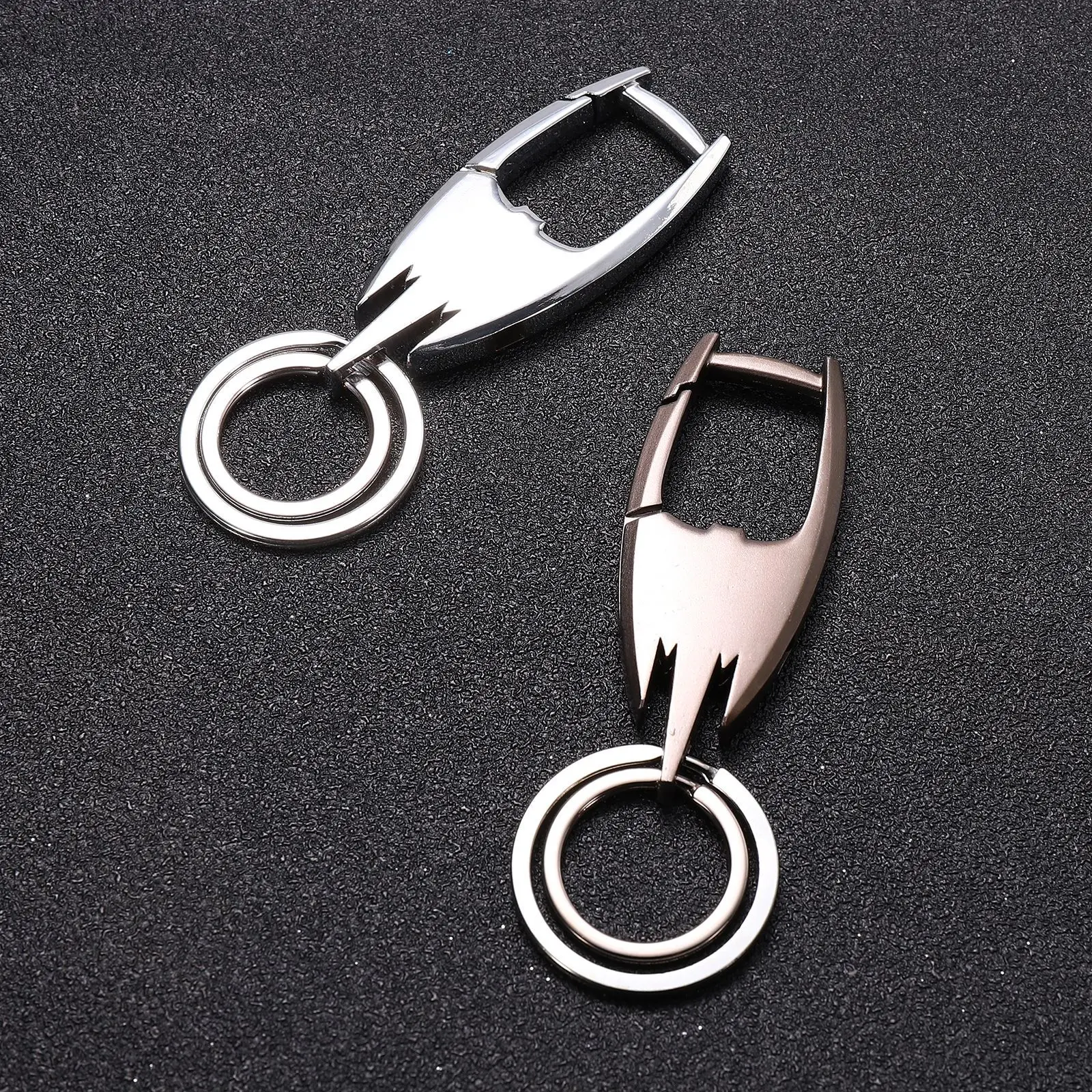 Nieuwe Creatieve Vleermuis Vorm Metalen Sleutelhanger Mannen En Vrouwen Eenvoudige Sleutel Accessoires Party Gift Ornamenten K4060