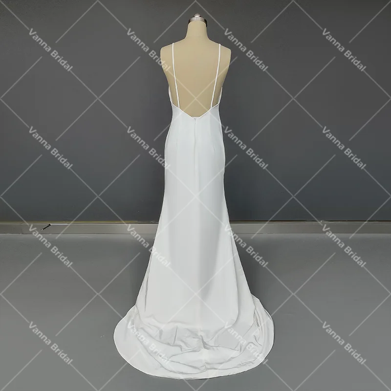 Fotos reais crepe cintas de espaguete vestidos de casamento aberto para trás simples v pescoço escova trem sexy minimalista marfim praia vestido de noiva