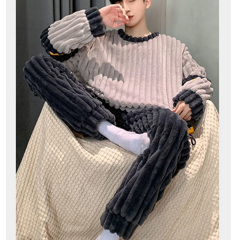 Patchwork Pajamas for Men Fleece Winter Sleepwear Korean Sleeping Night Wear O-neck Pijama 2 Pcs Pants Sets Warm Home Suit 2024