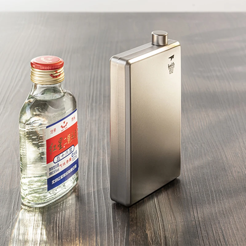 Keith Titanium Hip Flask 200ml Portable Outdoor Travel Hiking Camping Tableware Pocket Flagon Whiskey Alcohol Wine Bottle 7oz