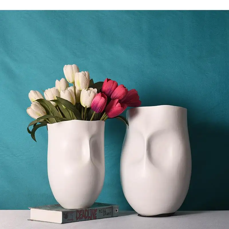 

simple White ceramic vase abstract ornament faceless sculpture living room decoration home Decorations